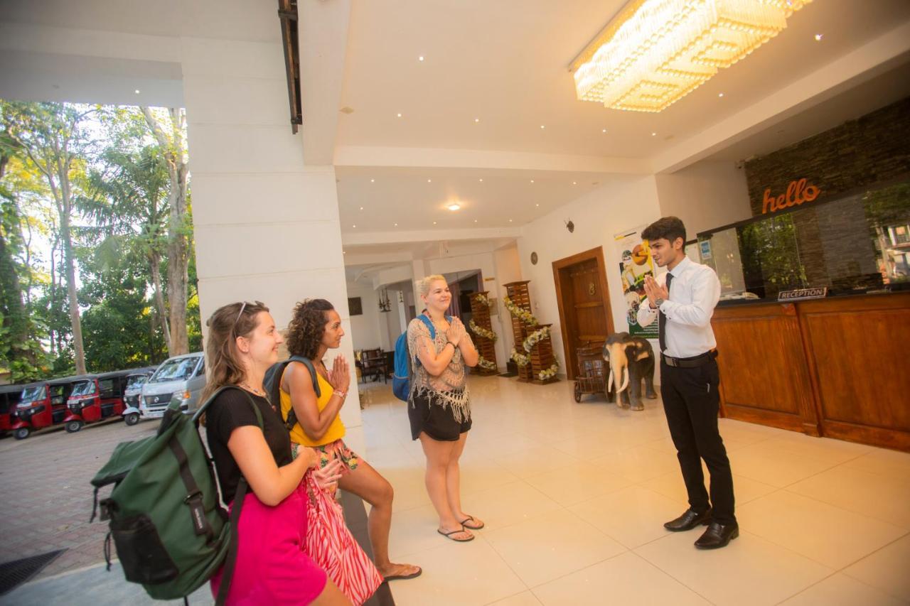 Hotel Eden Garden Sigiriya Exterior photo