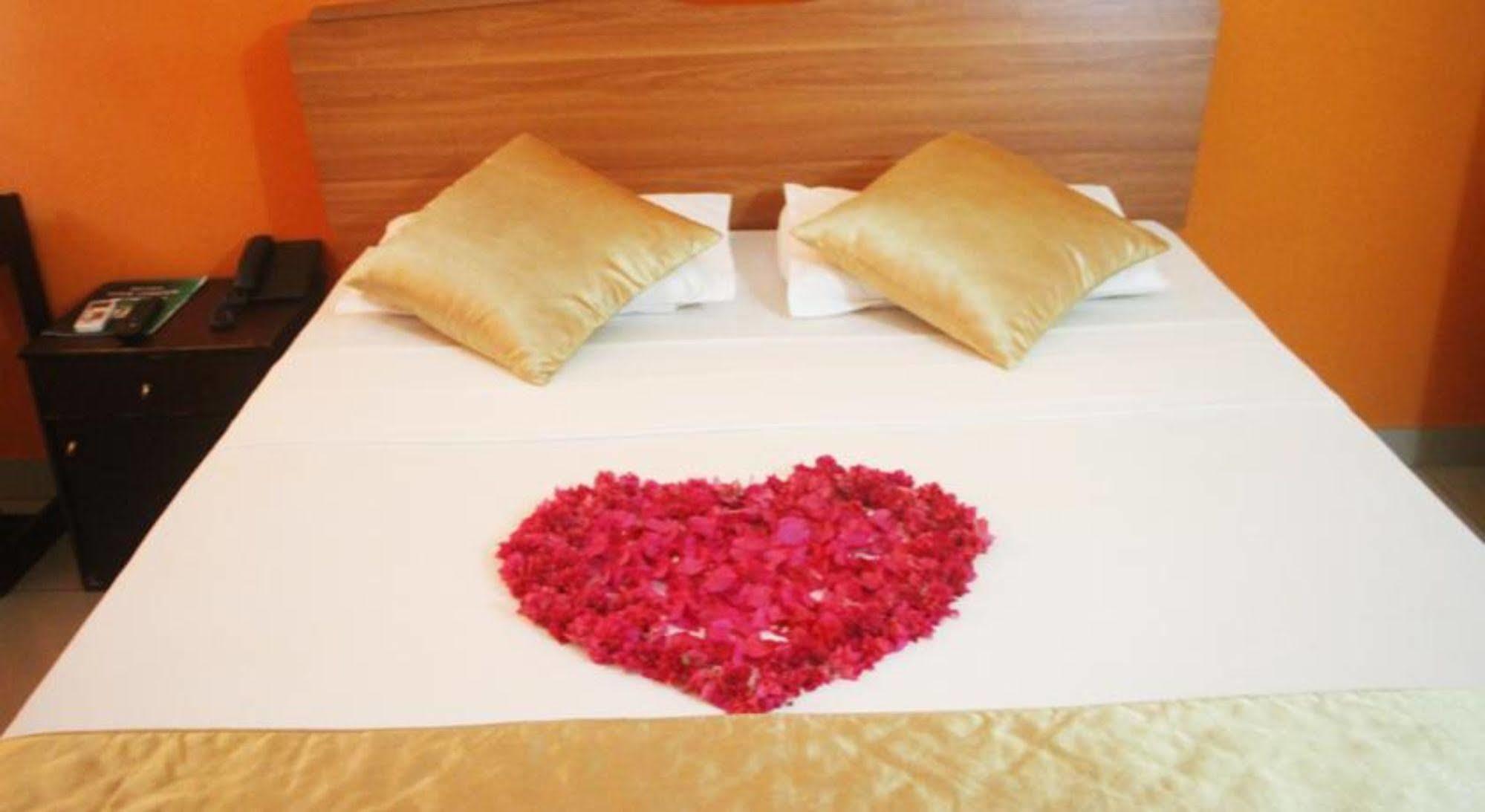 Hotel Eden Garden Sigiriya Exterior photo